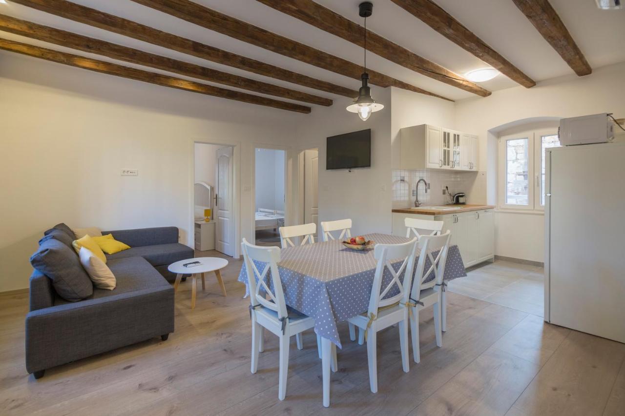 Apartments Bepi 코미자 외부 사진