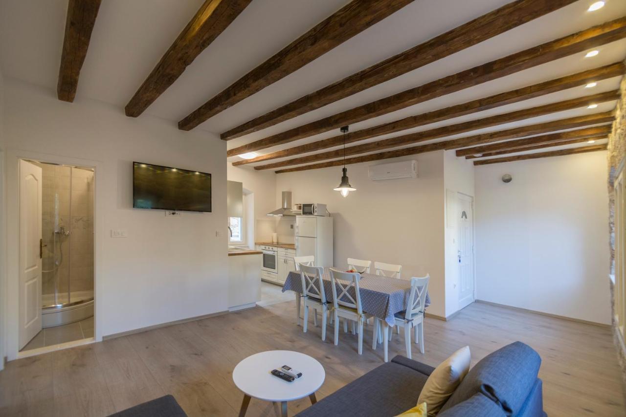 Apartments Bepi 코미자 외부 사진