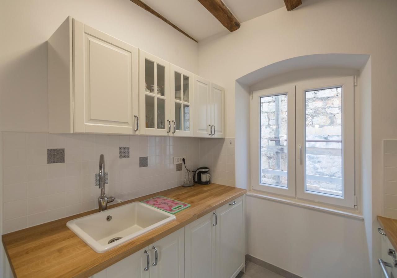 Apartments Bepi 코미자 외부 사진