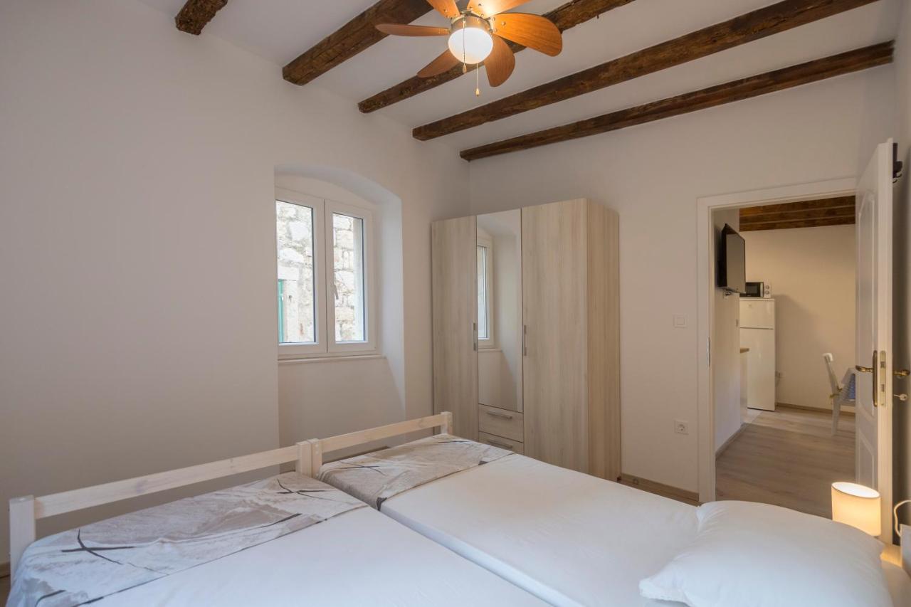 Apartments Bepi 코미자 외부 사진
