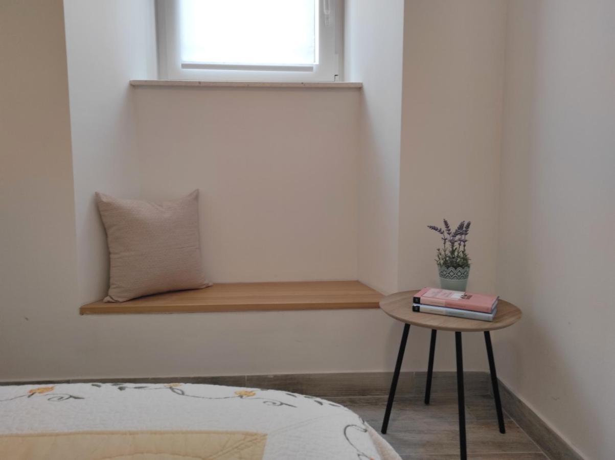 Apartments Bepi 코미자 외부 사진